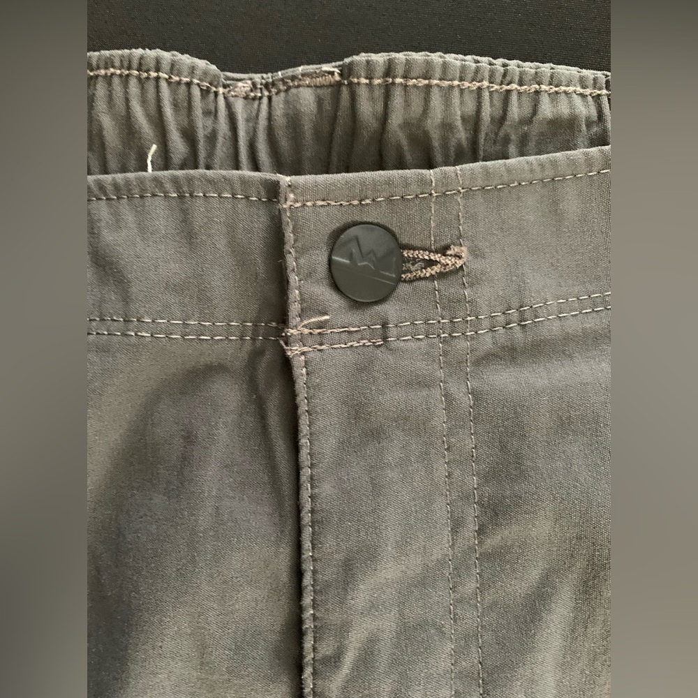 Wrangler Casual Gray  Pull-On Shorts with Logo Button - Picture 4 of 8